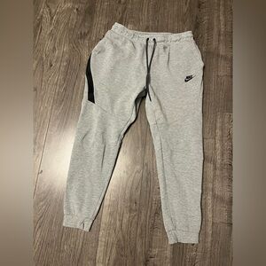 Nike Gray tech fleece sweatpants